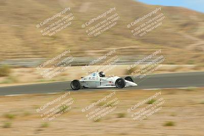 media/Jun-01-2025-CalClub SCCA (Sun) [[eae223c5dd]]/Group 3/Qualifying/